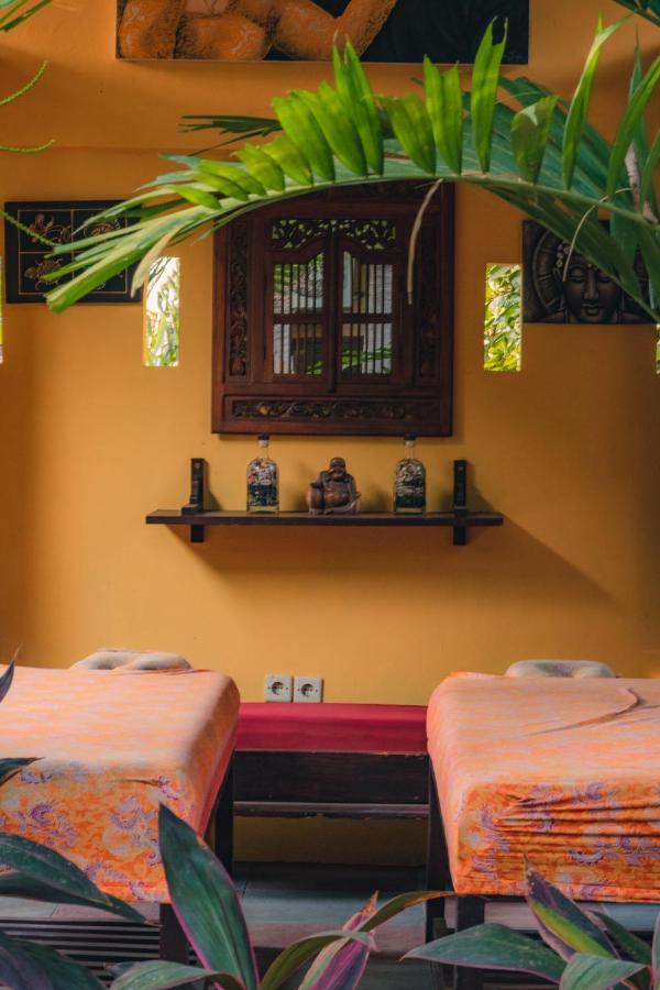Giri Sari Guest House Pemuteran Bali Exterior foto