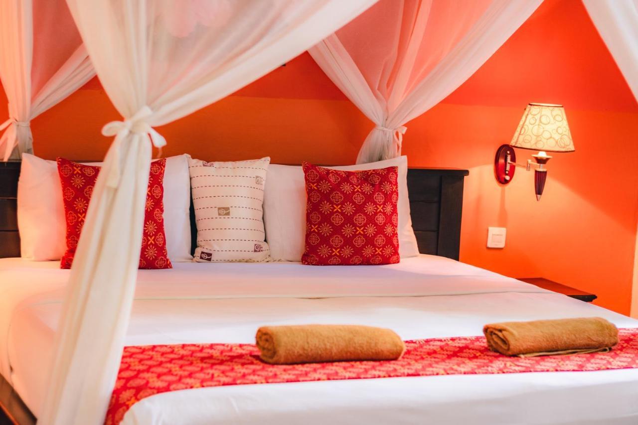 Giri Sari Guest House Pemuteran Bali Exterior foto