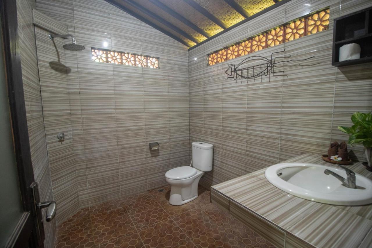 Giri Sari Guest House Pemuteran Bali Exterior foto