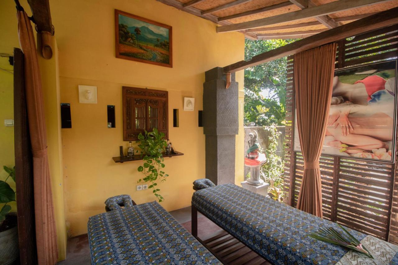 Giri Sari Guest House Pemuteran Bali Exterior foto