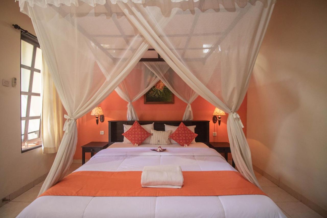 Giri Sari Guest House Pemuteran Bali Exterior foto