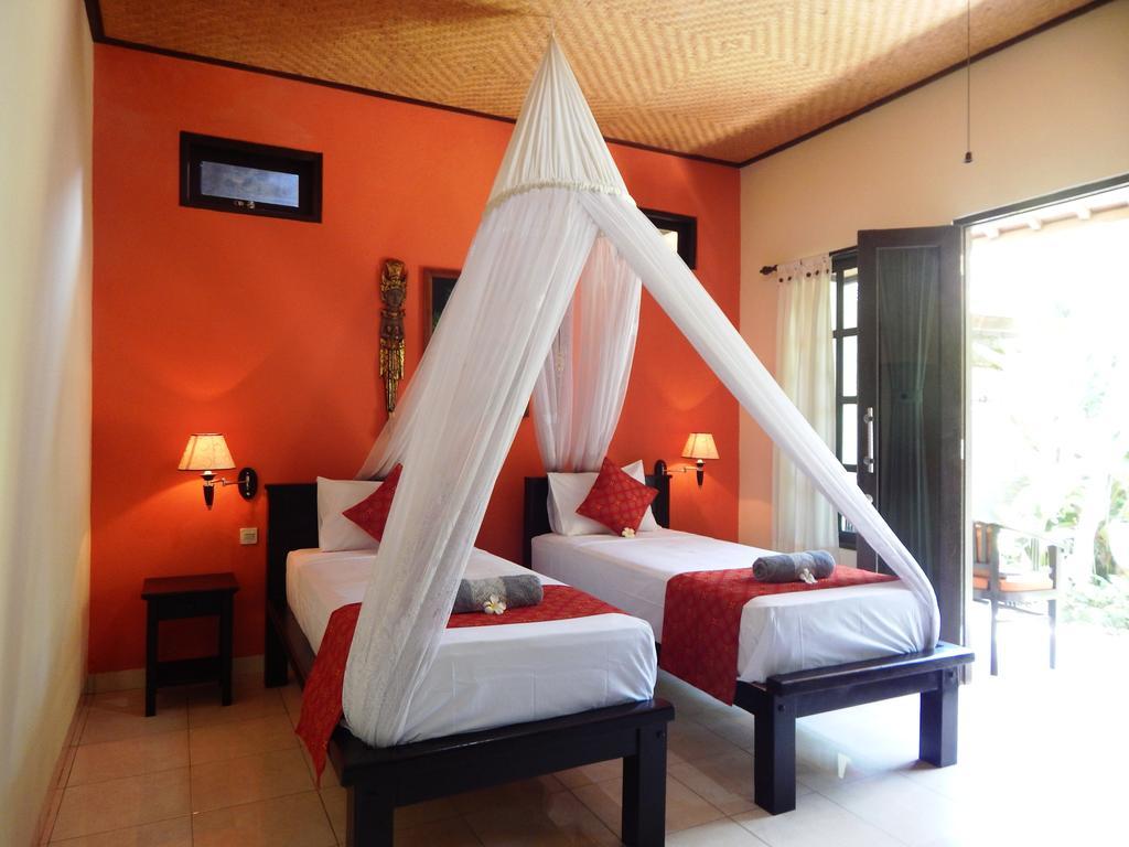 Giri Sari Guest House Pemuteran Bali Exterior foto