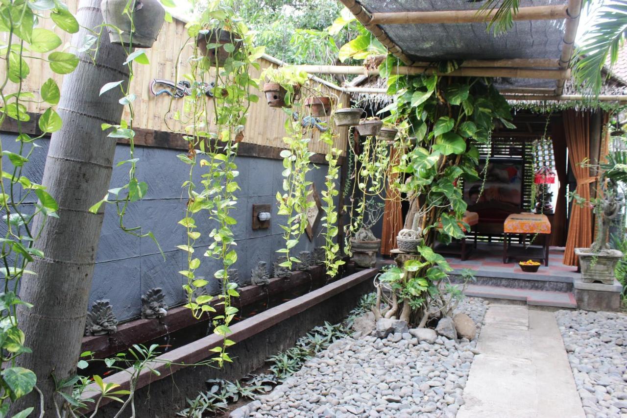 Giri Sari Guest House Pemuteran Bali Exterior foto