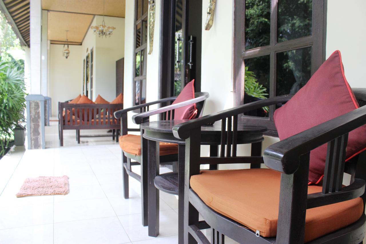 Giri Sari Guest House Pemuteran Bali Exterior foto
