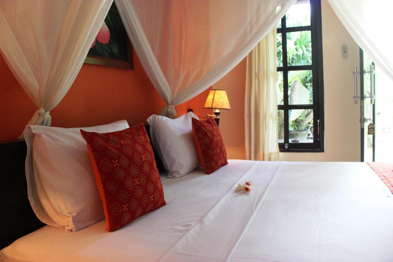 Giri Sari Guest House Pemuteran Bali Exterior foto